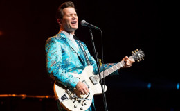 Who is Chris Isaak's Girlfriend? Is he Dating? Also see his Career here