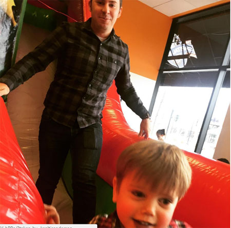 Kristen Anderson's child; son Oscar together with her husband Chris