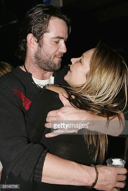 dating foreigners online