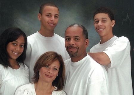 Dell and Sonya Curry with their loving children