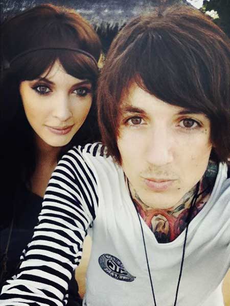 Musician Oliver Sykes Married to Wife Alissa Salls; Know ...