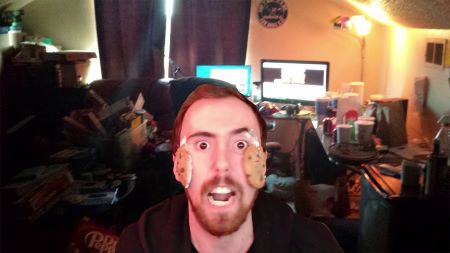 Is asmongold girlfriend who Who is