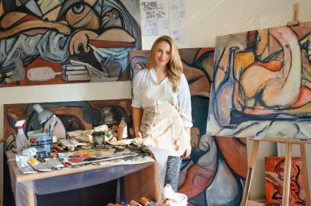 Gianna Distenca Biography - Married, Stacy's Mom, Instagram, Net Worth