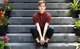 YouTuber Connor Franta is currently single: Was rumored to be dating Trove Sivan