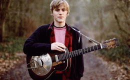 South African-British Musician Johnny Flynn Married to Wife Beatrice Minns Since 2011!Has Three Kids