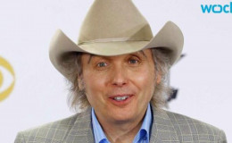 62 Years American Musician Dwight Yoakam's Not Yet Married or Is He Married to His Wife? Had Several Failed Relationships