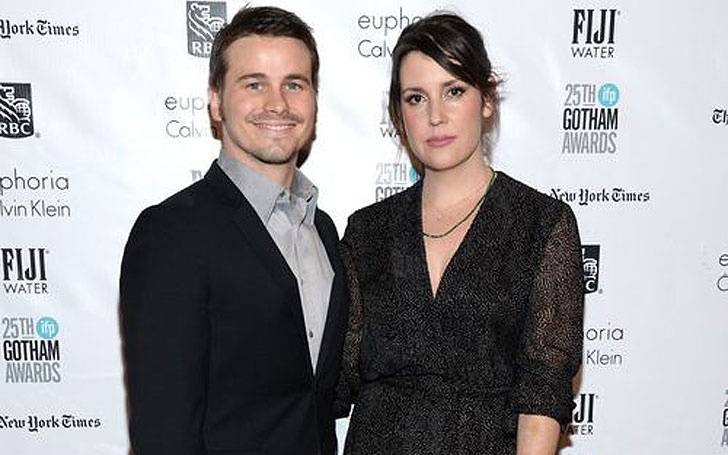 Jason Ritter and Girlfriend Melanie Lynskey are happily Engaged