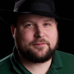  Markus Persson
