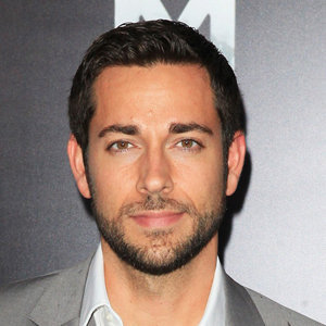 Zachary Levi Wiki Affair Married Gay With Age Height