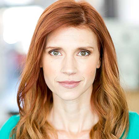 Julie Mcniven S Married Wife Wiki Bio Age Height Net Worth Salary Personal Life Wedding