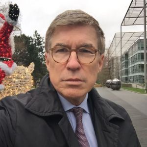 Greg Palkot - Father, Bio, Wife, Children, Married, Salary, Net Worth,  Education, Fox News, Egypt