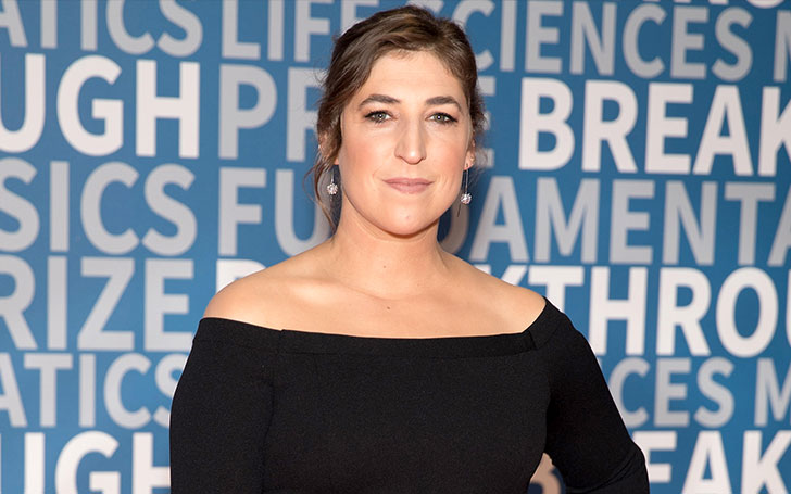 Mayim Bialik is already divorced with her husband? Does she have any children from past relationship