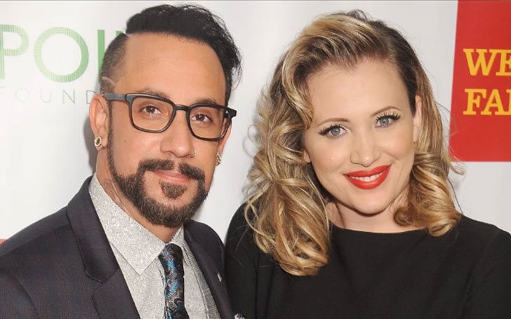 Rochelle DeAnna McLean and her husband Musician A. J. McLean are excepting their second child.
