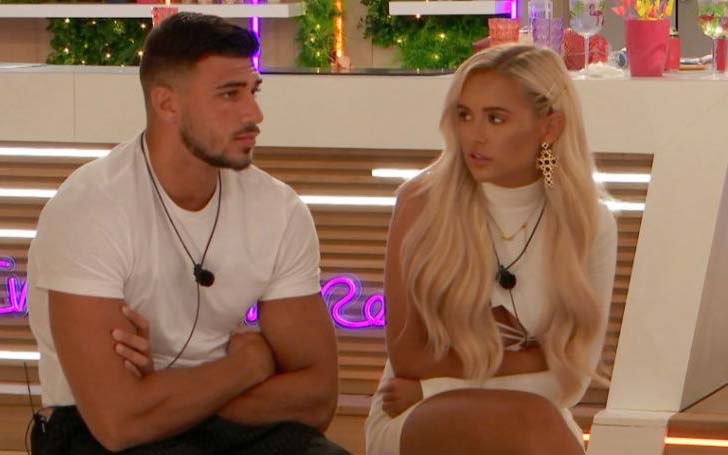 Love Island star, Molly-Mae Hague steps out alone without boyfriend Tommy!