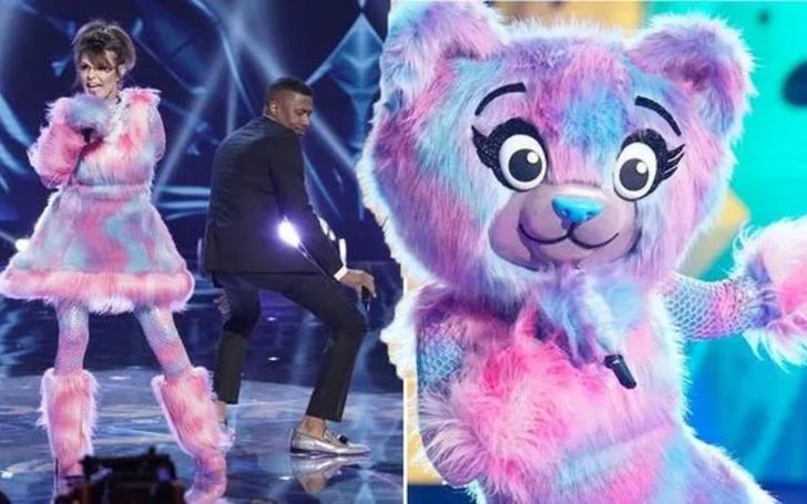 Sarah Palin Is Revealed to be 'The Bear' on 'The Masked Singer'