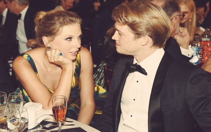 Joe Alwyn Might Be Quarantining Together With Girlfriend Taylor Swift