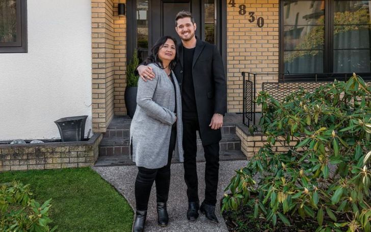 Singer Michael BublÃ© Gifts Pinoy Caretaker a Home