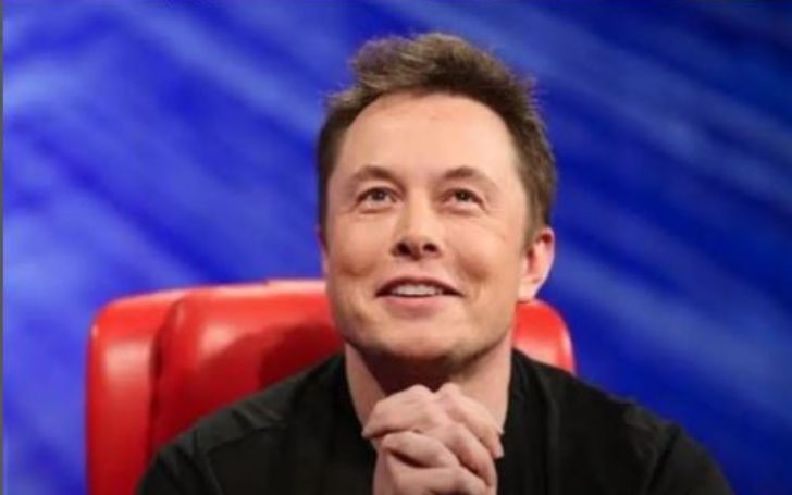 Elon Musk doesn't Own a House - Billionaire Crashes at Friends Home