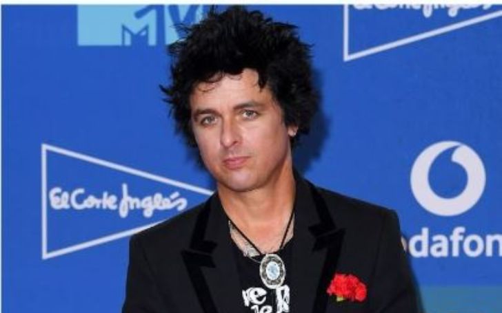 Billie Joe Armstrong Renounces his American Citizenship over Roe Vs Wade Decision 